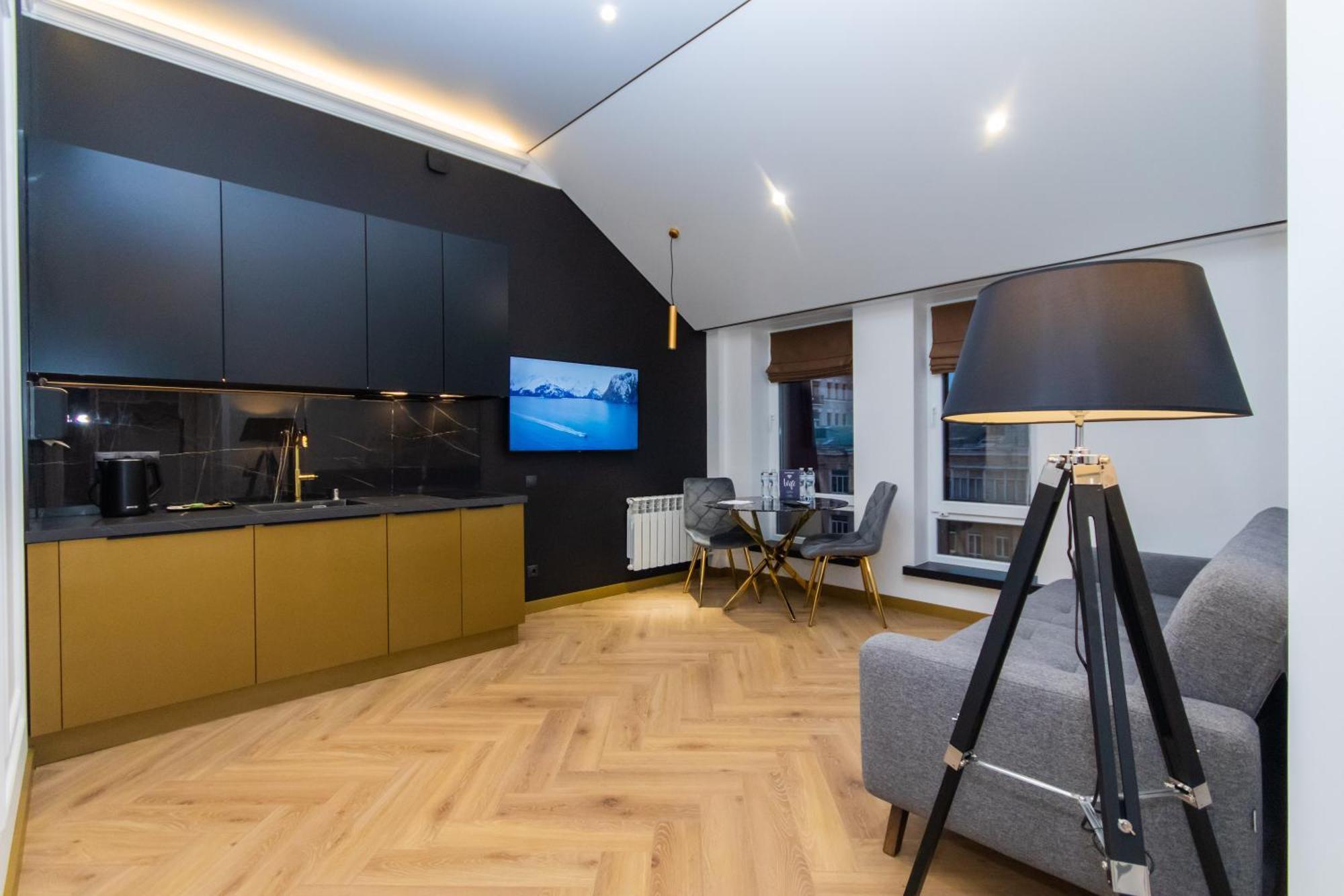 Myfreedom Lux Апартаменти Центр Вул Євгена Чикаленка 33 М Хрещатик Kiew Exterior foto