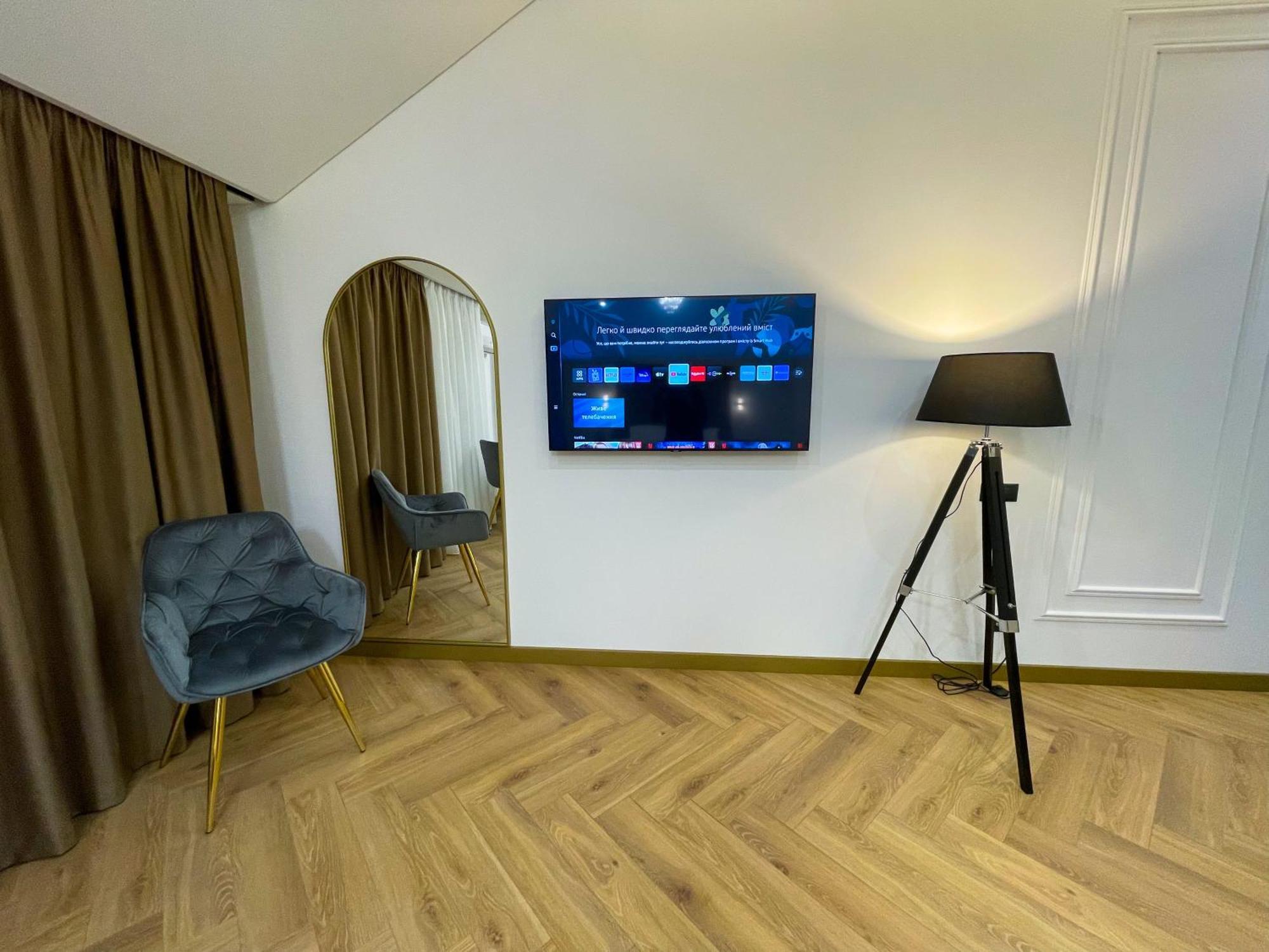 Myfreedom Lux Апартаменти Центр Вул Євгена Чикаленка 33 М Хрещатик Kiew Exterior foto