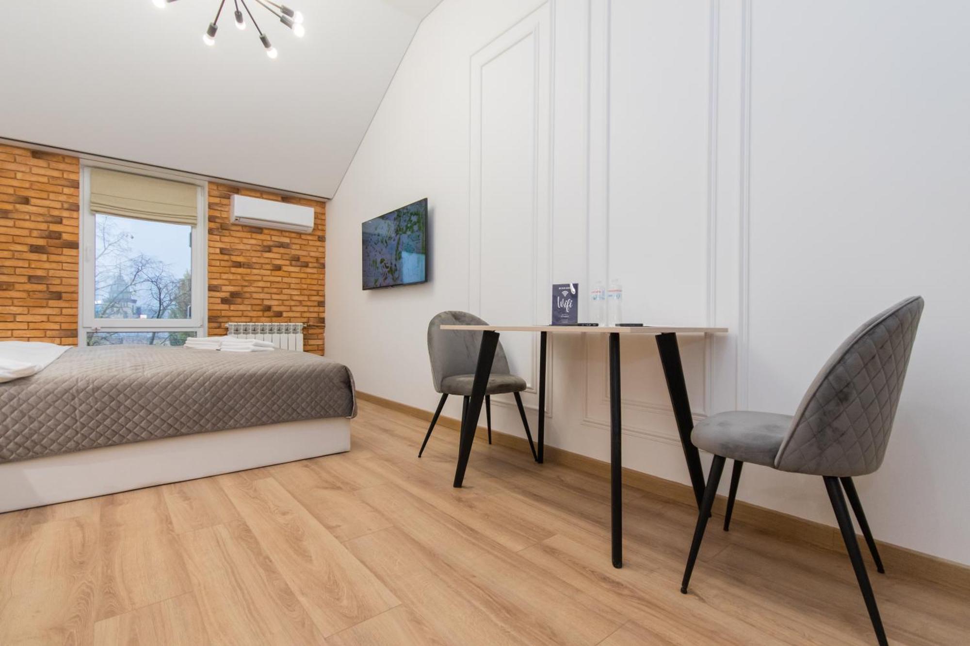 Myfreedom Lux Апартаменти Центр Вул Євгена Чикаленка 33 М Хрещатик Kiew Exterior foto